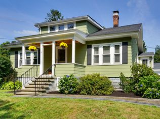 8 Thissell Ave, Dracut, MA 01826