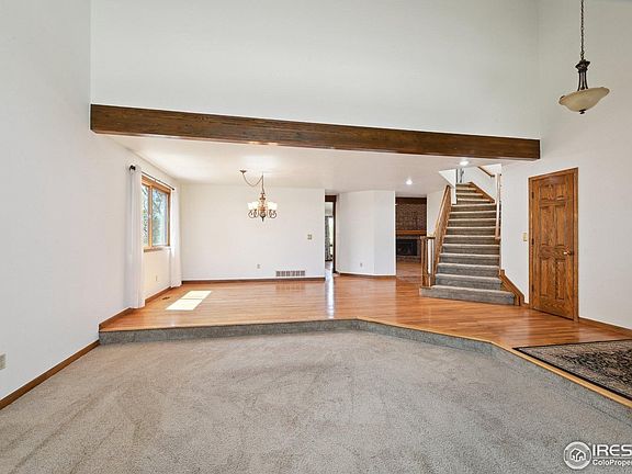 5th image of 1105 Oakhurst Dr