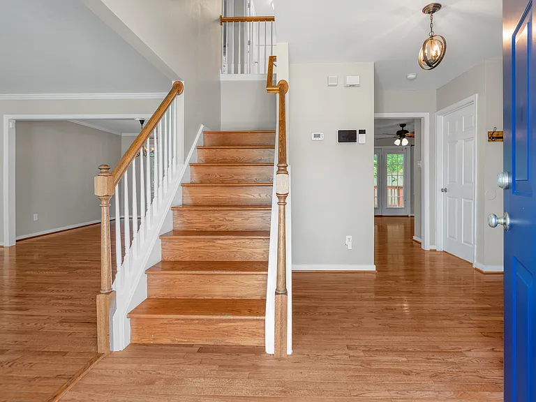 3924 Liberty Point Dr — Photo 7