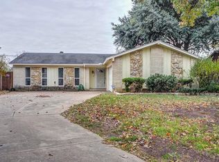 2820 River Lake Ct, Irving, TX 75060