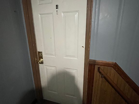 4th image of 322 Waldo St #2B