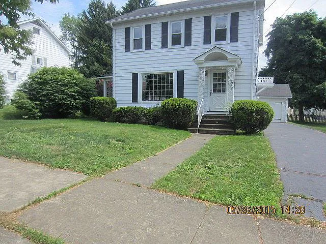 317 Fitch St photo 1