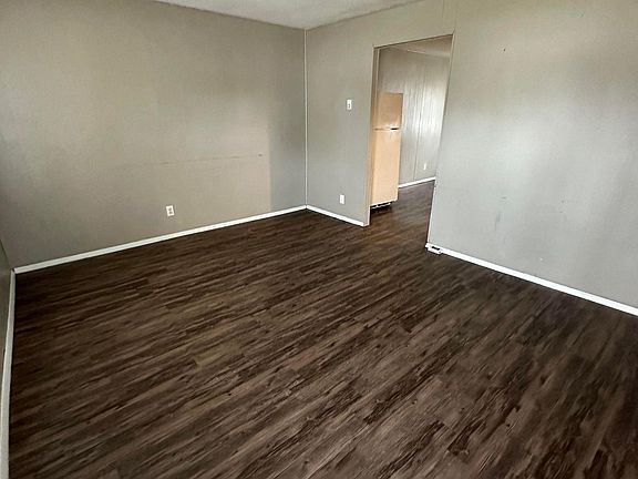 4th image of 6407-6411 E Piccadilly Rd #6407-6409-6411