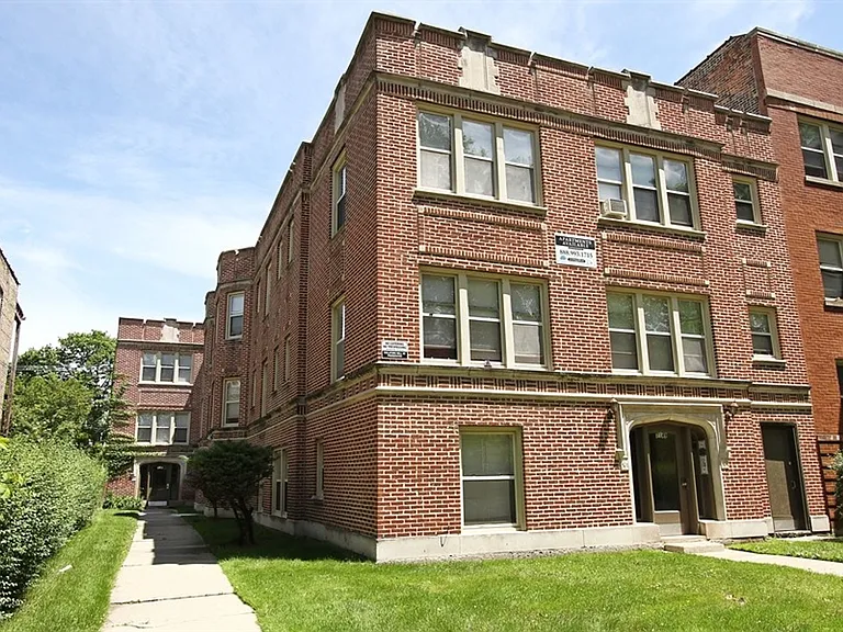 7145 S Indiana — Photo 11