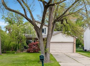 2517 Dearborn Ave, Rochester Hills, MI 48309