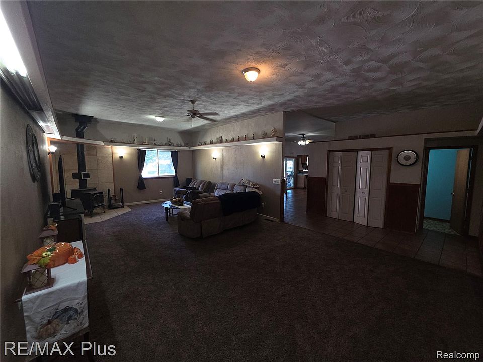 42 Opal Ln, photo 29