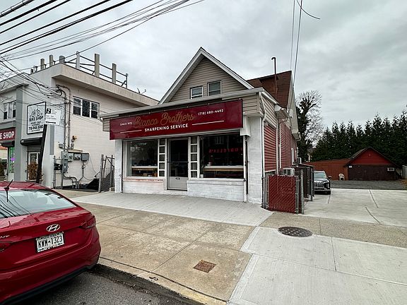2nd image of 4026 Hylan Blvd #1