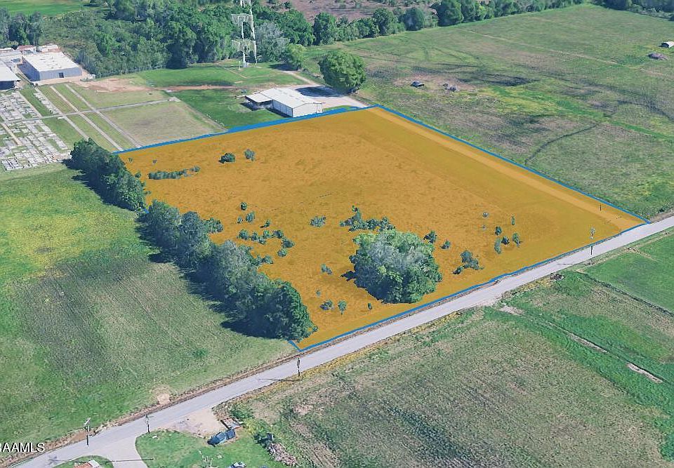 1st image of 112 Credeur Rd