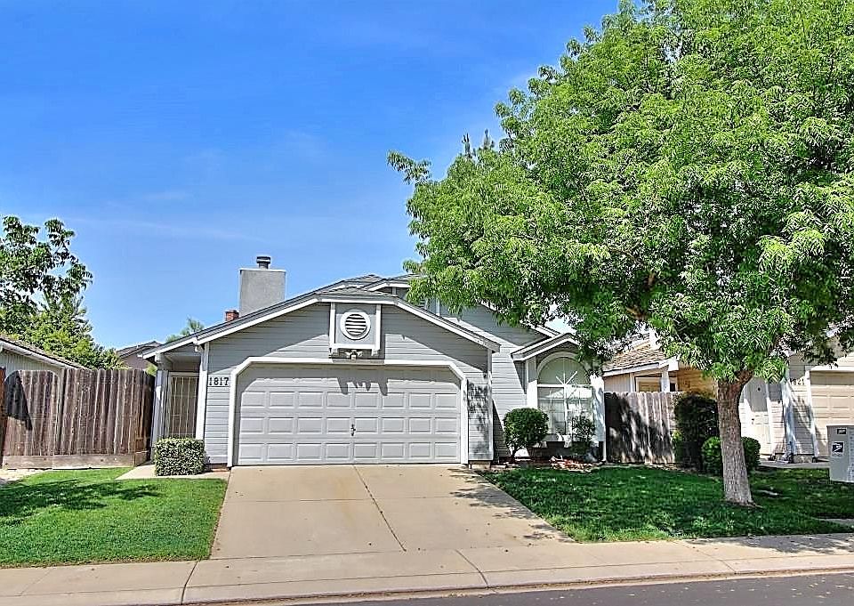 2nd image of 1817 Cashmere Dr