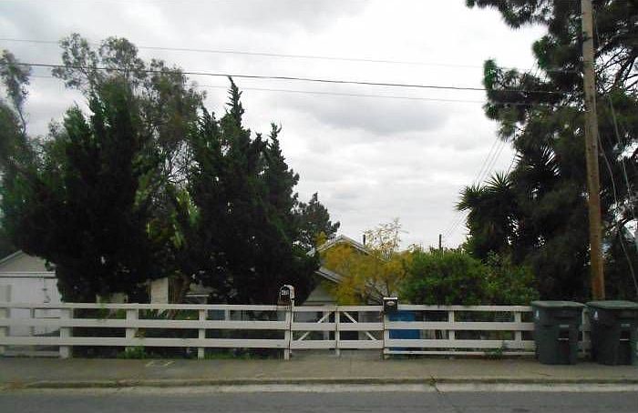 Front view of property
