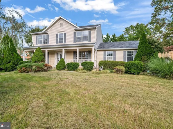 3451 Choate Ct, Woodbridge, VA 22193