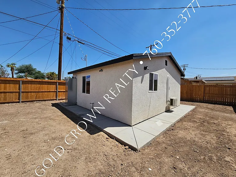 1074 W Euclid Ave — Photo 9