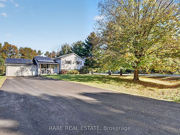 5th image of 36 Sugarbush Rd