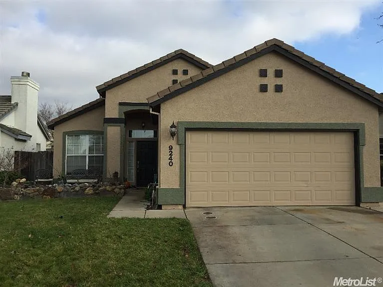 9240 Rose Parade Way photo 1