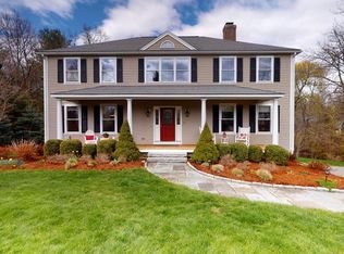 2 Jackson Farm Ln, Littleton, MA 01460