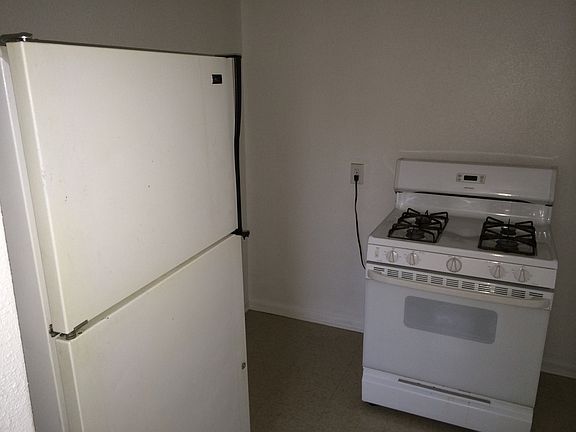 5th image of 11127 Belair Dr APT 4