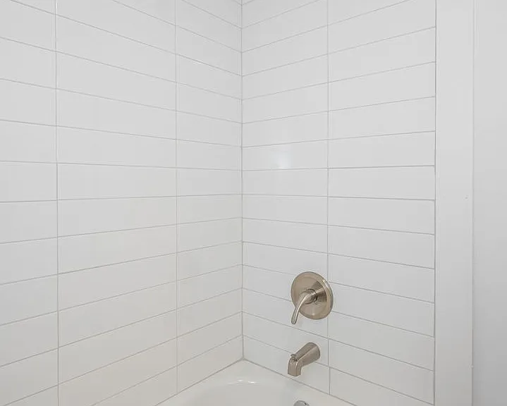 Cliff Manor — Photo 14