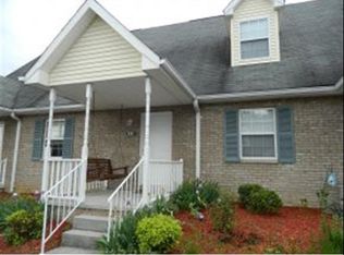 702 Milton Ct, Kingsport, TN 37664