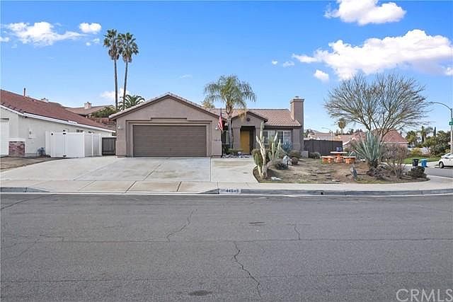 1st image of 44692 Lorraine Dr