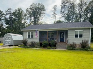 1573 Dogwood Rd, Powhatan, VA 23139