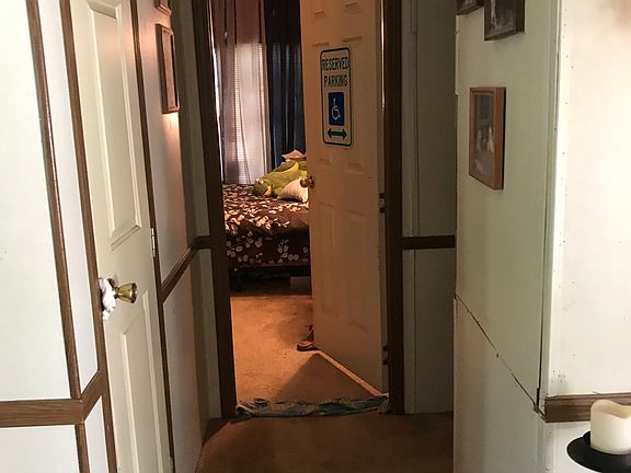 Hallway to back BRs