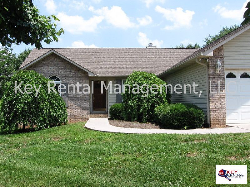 1st image of 219 Saligugi Cir