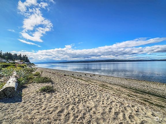 3rd image of 29674 Beach Drive NE