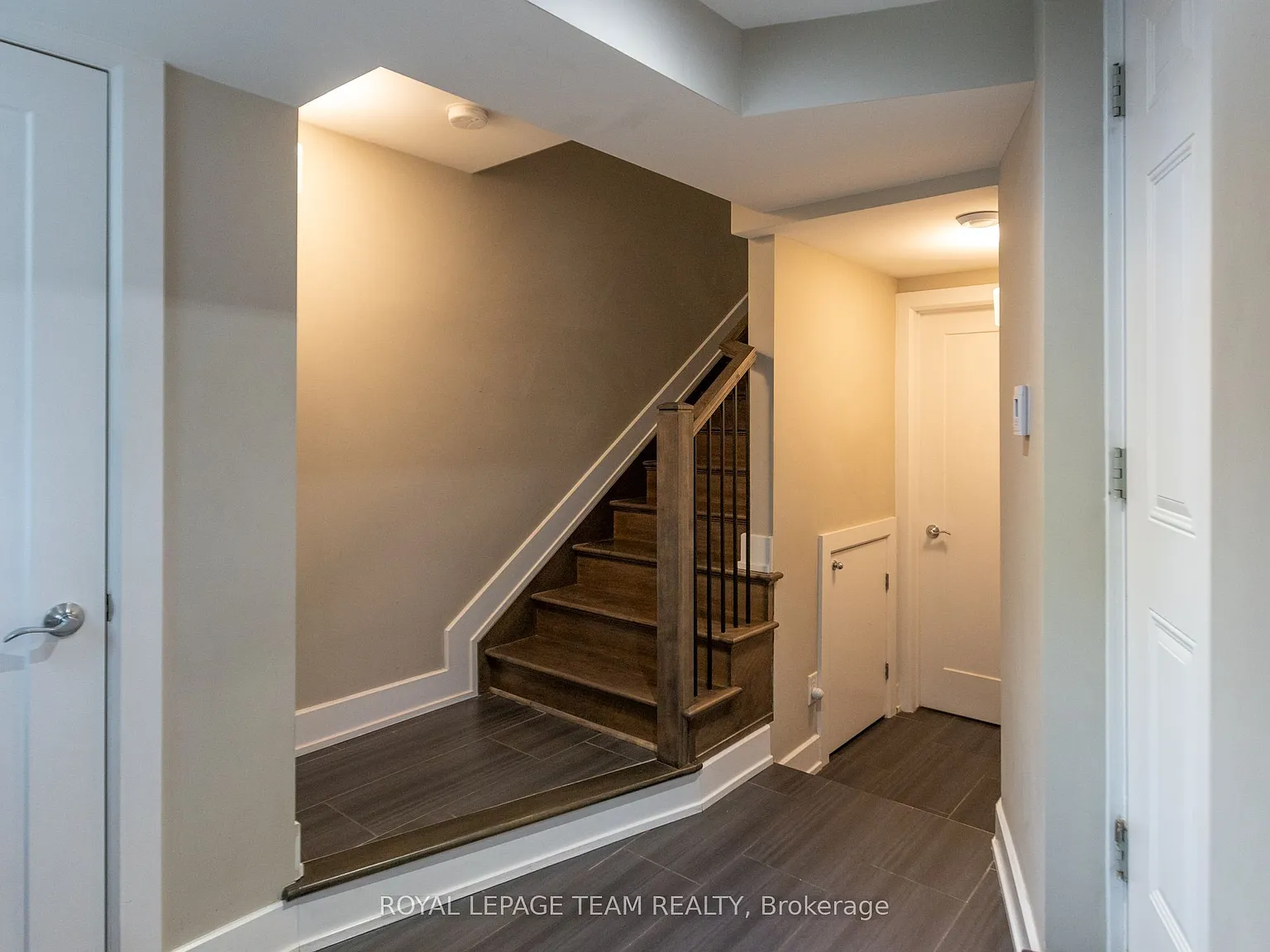 3 bed, $4,150 — Photo 4
