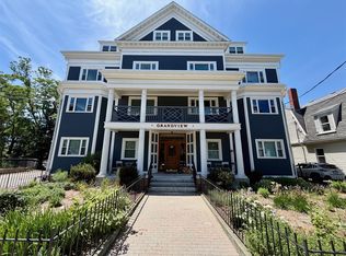 81 Munroe St, Somerville, MA 02143