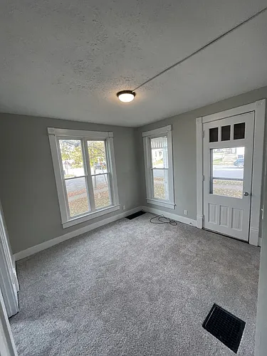 504 S 4th- HBS Photo 1