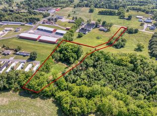 Boyds Creek Hwy, Sevierville, TN 37876