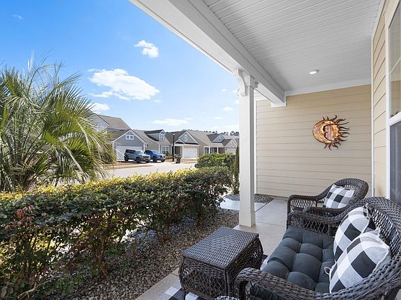 5th image of 1828 Parish Way