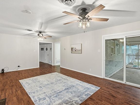 4th image of 11133 Forest Hill Ln