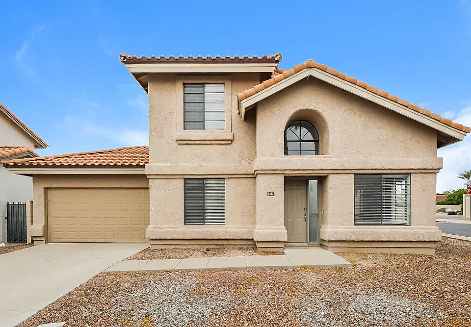 4532 E Villa Theresa Dr