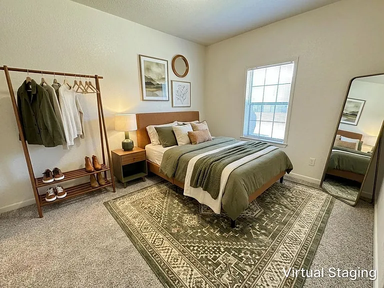 219 Hold Street — Photo 7