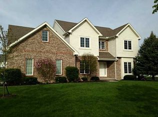 6041 E Cobblestones Ln, Sylvania, OH 43560