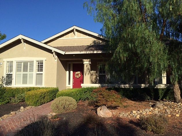 1st image of 835 Chiles Ave