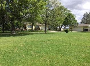798 County Road 1400 E, Tolono, IL 61880
