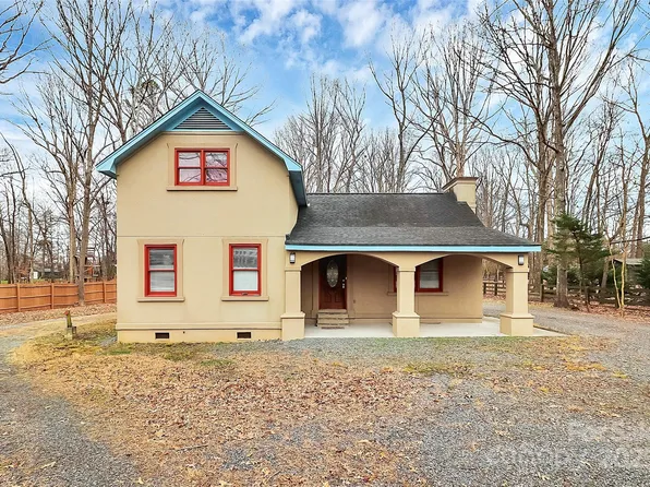 2805 Leisure Dr, Waxhaw, NC 28173