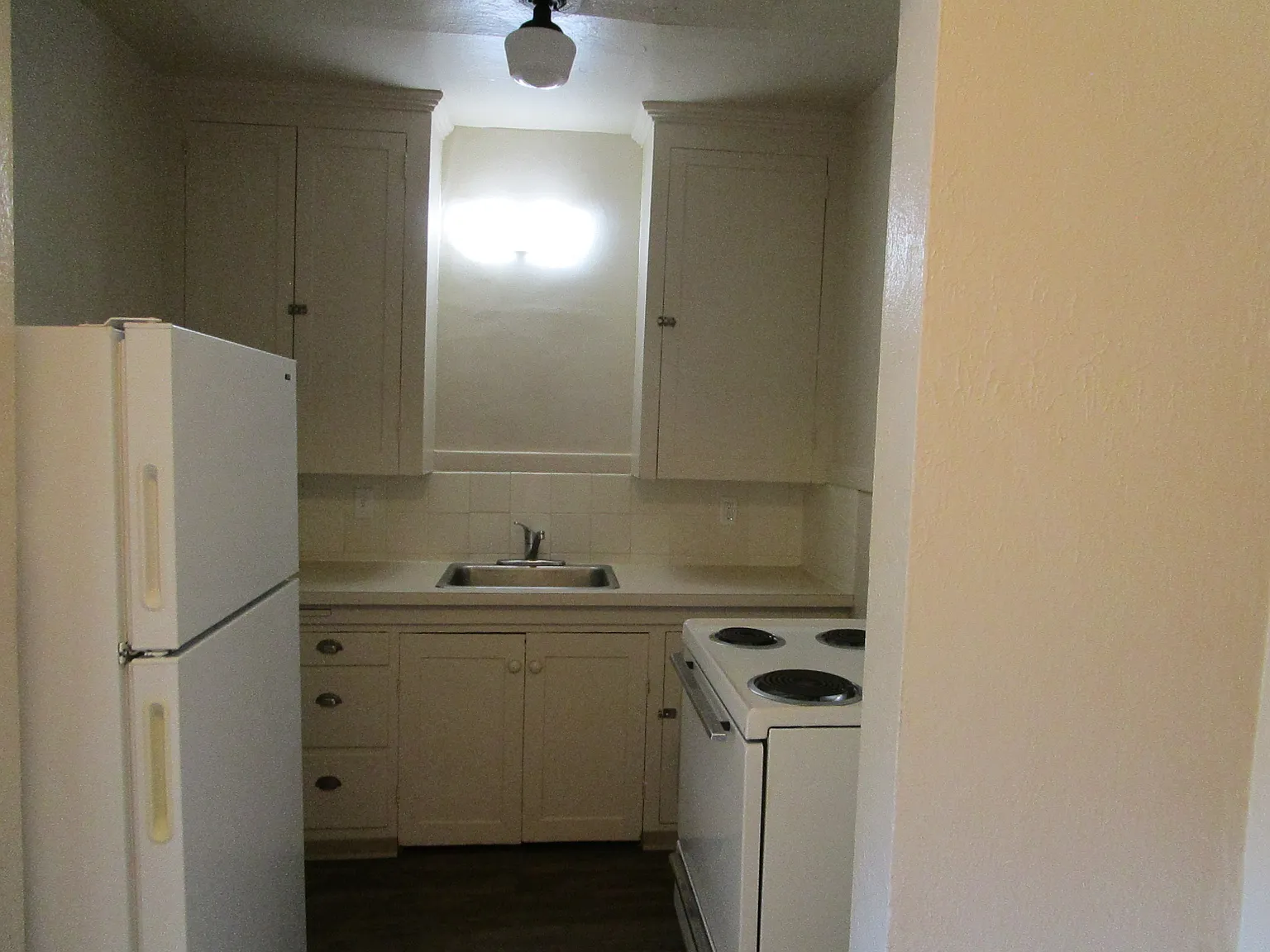 Studio, 373 sqft, $850 — Photo 3