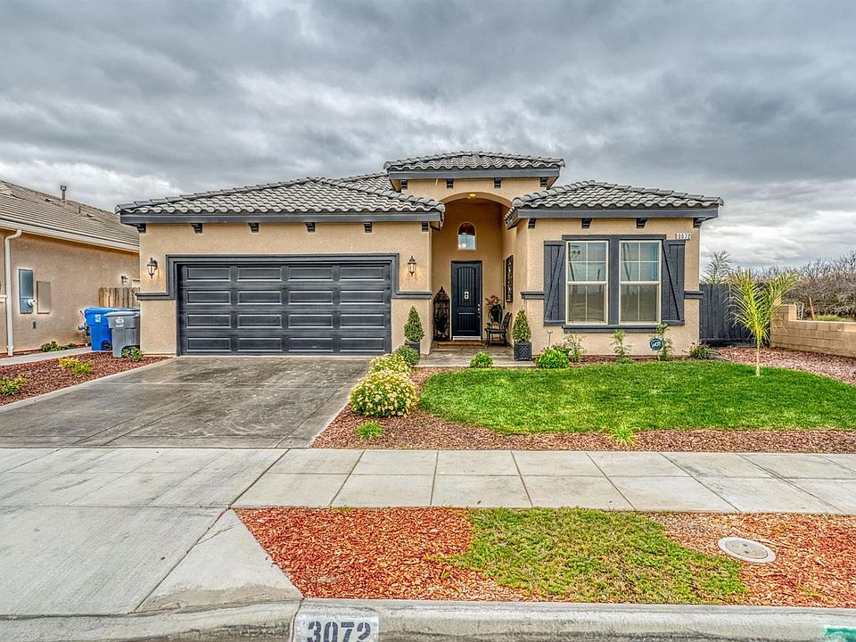 1st image of 3072 Gamay Ave