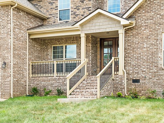 3rd image of 1528 Amblewood Way