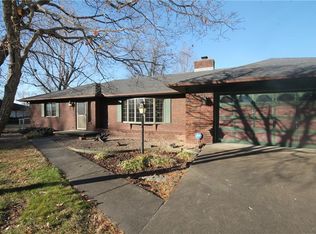 111 W South Dr, Rogers, AR 72756