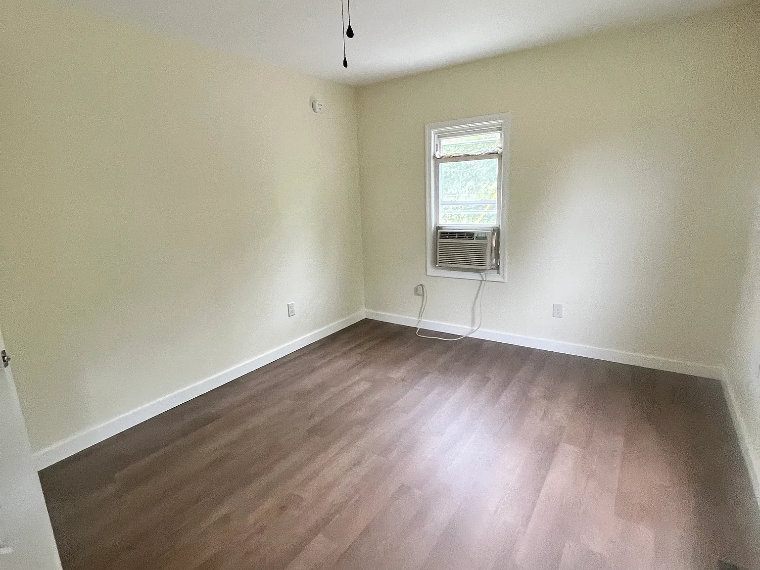 1 bed, 725 sqft, $850 — Photo 4