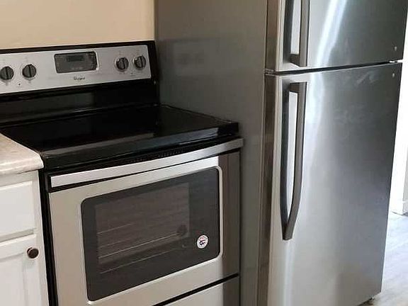 2nd image of 1655 Minnehaha Ave E #1