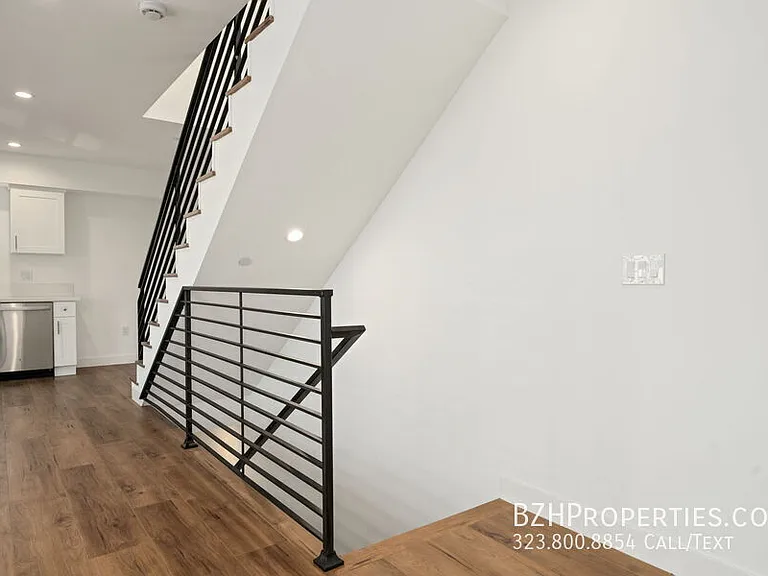6336 Beck Ave #2 — Photo 10