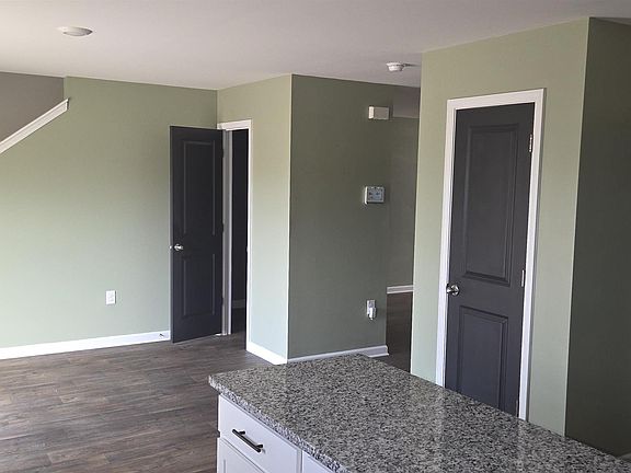 5th image of 2183 Elmridge Rd