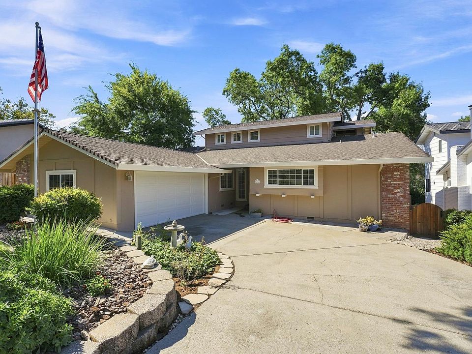 1st image of 2488 Willowdale Dr