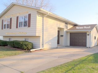 1715 Elm St, Davenport, IA