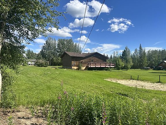 3rd image of 940 Union Dr